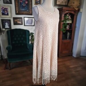 One World Women Beige Crochet Lace Fringe Hem Sleeveless Shift Dress Small